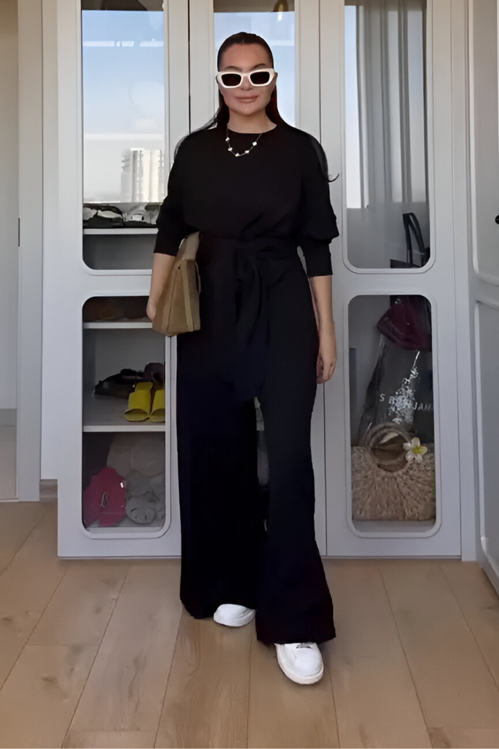 Arvia™ | Chique lounge set met strikdetail