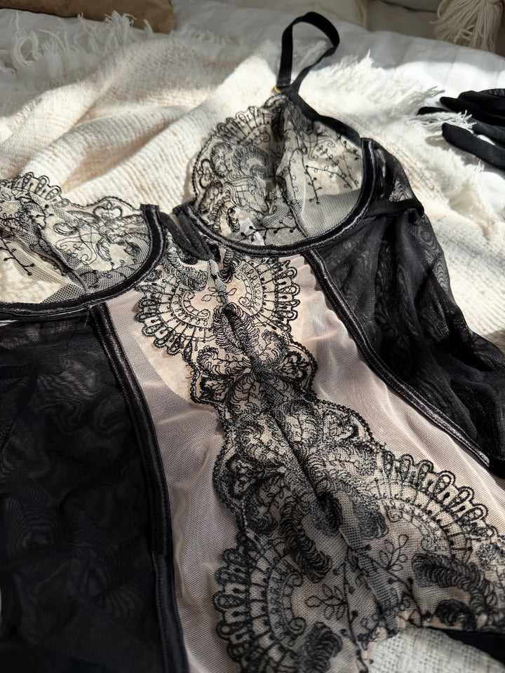 Mila™ | Elegant Lace Lingerie Set