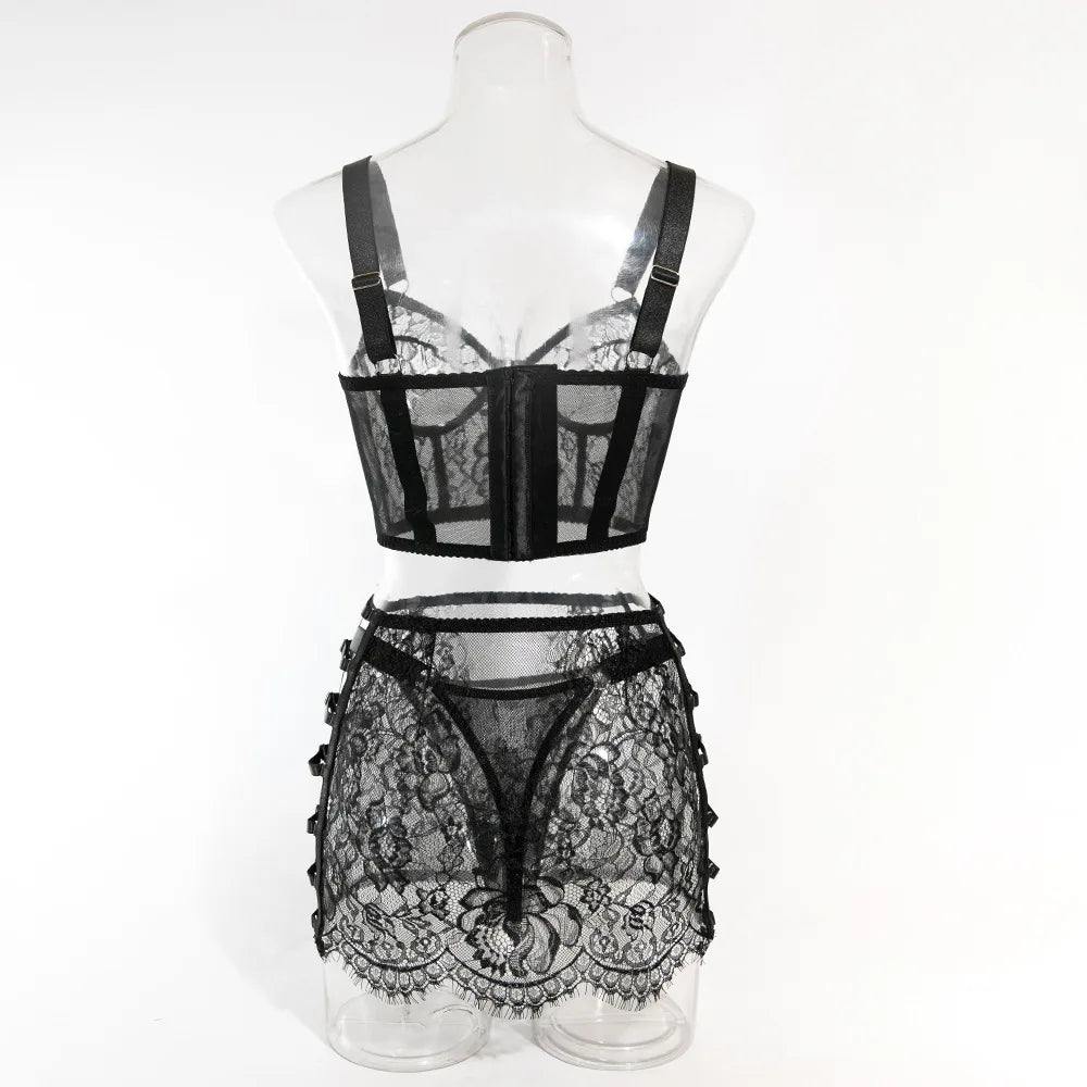 Krachtige Lingerie Posities