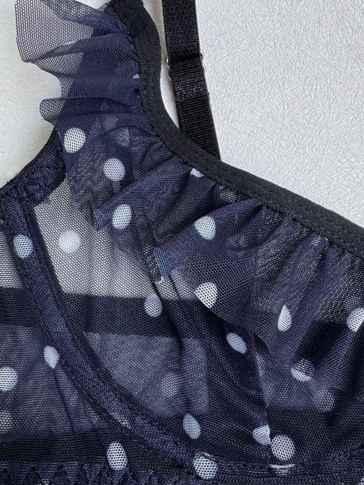 Satijnen Lingerie met Waarschuwingen