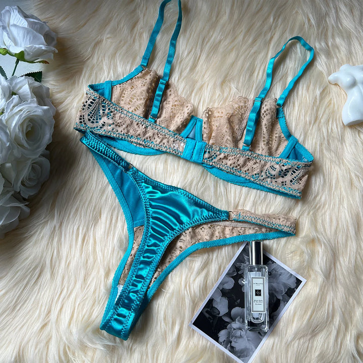 Heartbreaker Mood Bra and Panty Set